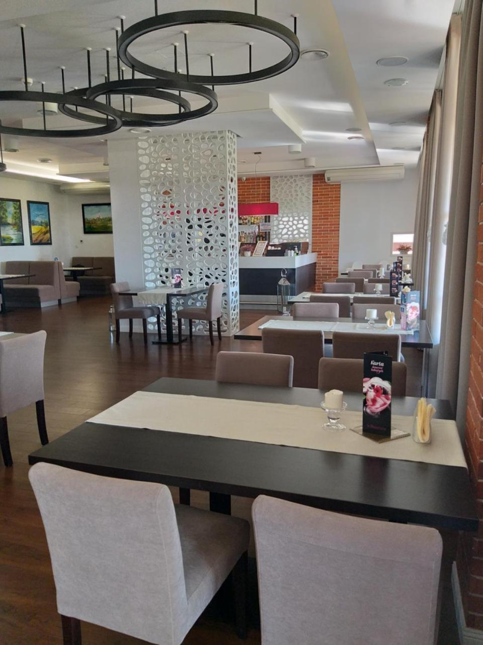 Hotel Weranda Lopuszno Jedle  Extérieur photo